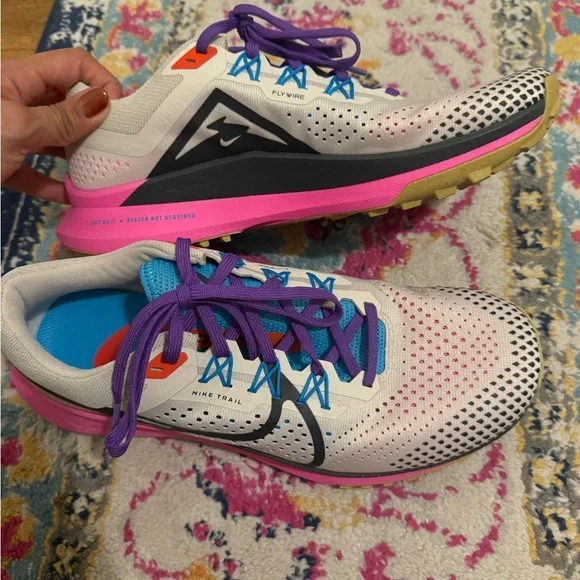 Nike Pegasus Trail Running Shoe - Picture 4 of 5